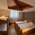 Alpenhostel 