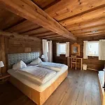 Alpenhostel 