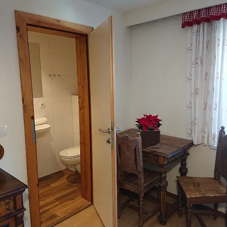 Affittacamere Alpenhostel 