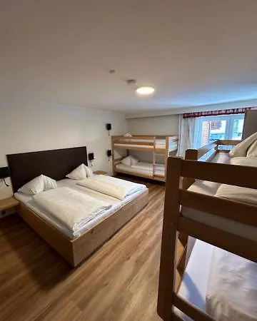 Alpenhostel 