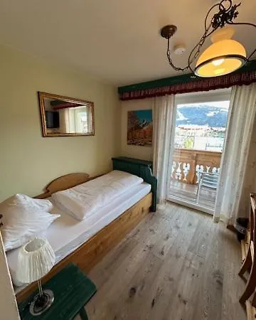 Alpenhostel 