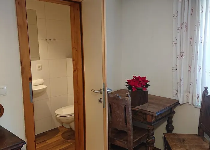 Affittacamere Alpenhostel 