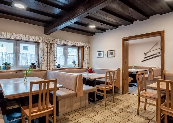 Affittacamere Alpenhostel 